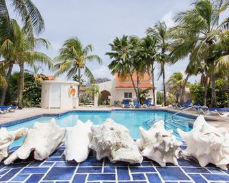 Hamlet Oasis Villa Flamboyant - Kralendijk - Alberca