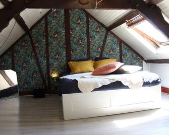 Family home in the country - Guilliers - Habitación