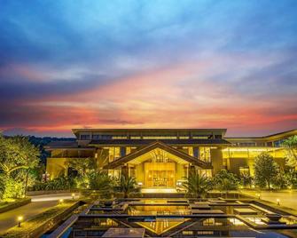 Nan Kun Shan Ju Hot Spring Resort - Huizhou - Building
