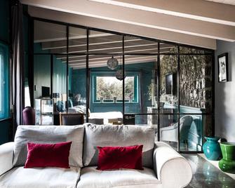 Aquapetra Resort & Spa - Telese Terme - Living room