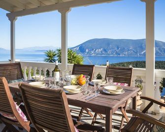 Villa Serenity - Katsarata - Balkon