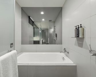 Check Inn Taipei Xinyi - Taipei - Badrum