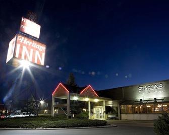 Heritage Inn Hotel & Convention Centre Moose Jaw - Мус-Джо - Здание