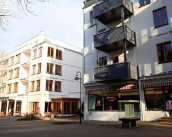 Plumbohm's Real Resin Hotel & Apartments - Dz Hotel - Bad Harzburg - Будівля