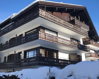 Cozy apartment at Klosters Platz, 4-6 pers, Wifi - Klosters-Serneus - Building