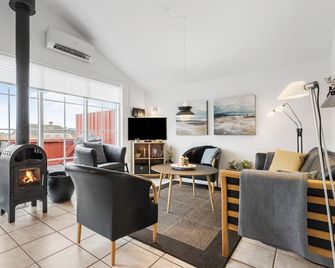 3 Bedroom Gorgeous Home In Hvide Sande - Hvide Sande - Huiskamer
