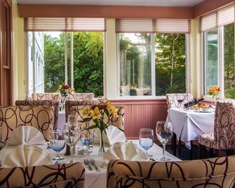 Queen Anne Inn - Chatham - Restaurant