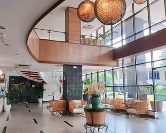 Dohera Hotel - Mandaue City - Lobby