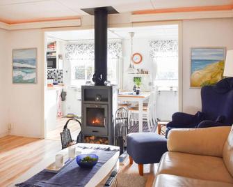 Amazing apartment in åsa with kitchen - Åsa - Sala de estar