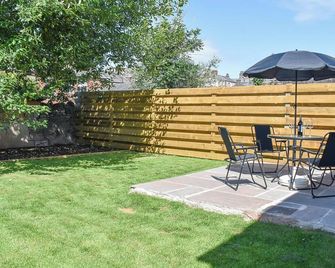 2 Bedroom Accommodation In Dalton-In-Furness, Near Ulverston - Dalton-in-Furness - Patio