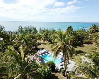 The Rainbow Inn - Alice Town - Piscina