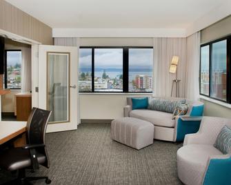 Courtyard by Marriott Seattle Everett Downtown - Everett - Huiskamer
