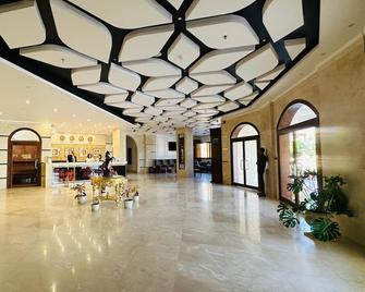 Badr Hotel & Resort El Kharga - Kharga - Lobby