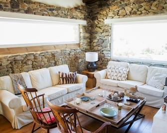Casa dos Castelejos - Castro Verde - Living room