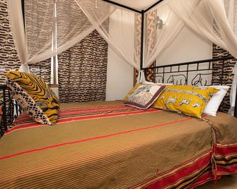 Korona Villa Bed & Breakfast - Arusha - Bedroom
