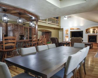 Winding Woods Lodge - Clinton - Jídelna