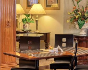 Royal Exchange Hotel - Broken Hill