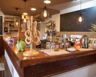 Bed & Breakfast Dvorec - Petrovče - Bar