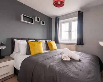 3 Bed Gem in Pontefract for Easy Commutes to Leeds and Wakefield - Pontefract - Bedroom