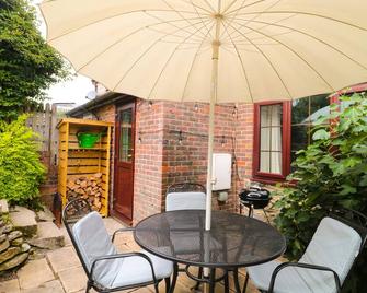 Blueberry Cottage - Dorchester - Patio