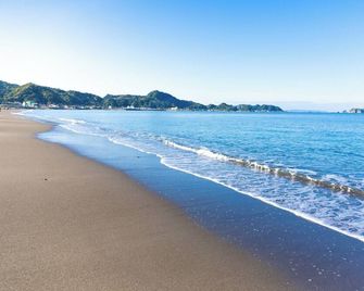 mion - Kamogawa - Playa