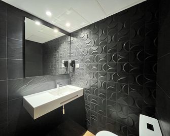 New 'Villa Albero' Boutique - Torremolinos