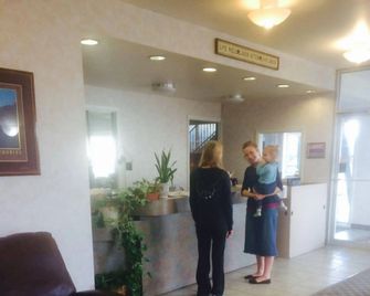 Thunderbird Motel - Missoula - Lobby