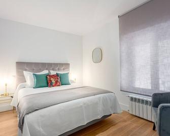 2 bedrooms in Chamartin area Orense II - Ma-đrít - Phòng ngủ
