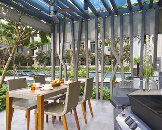 Oasia Residence Singapore - Singapore - Patio