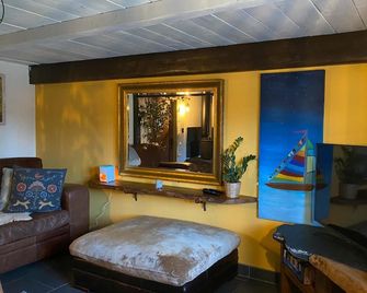 Fern Cottage - Luxurious 1 Bedroom - Blossom Farm - Johnston