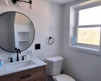 Riverview Bliss in Beautiful Home - Pulaski