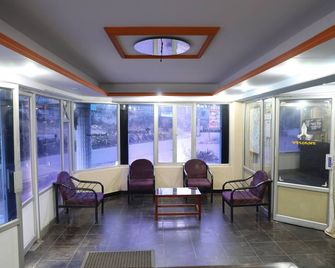 Royal Hotels, Kodaikanal - Kodaikanal - Lobby