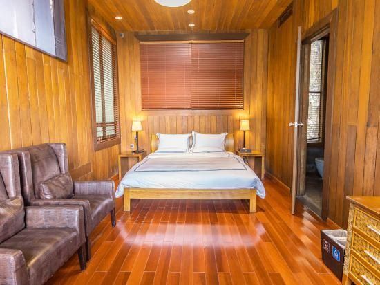 Wuzhizhou Island Resort