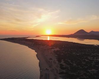 for comfortable and memorable holidays - Agios Georgios - Beach