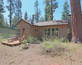 Cabin Fever - 1 bed, 1 bath fireplace - Tahoe City - Building