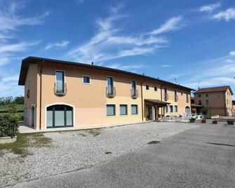 Hotel Agli Ulivi - Valeggio sul Mincio - Gebouw