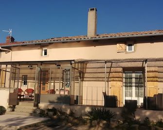 Gîte Bel-Air - Vernoux-en-Vivarais - Building