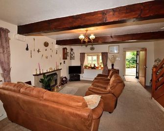 Idle for walking. In the centre of the 3peaks - Horton in Ribblesdale - Living room