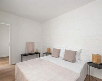 Cozy apartment Antwerp-North - close to center and central station - Antuérpia