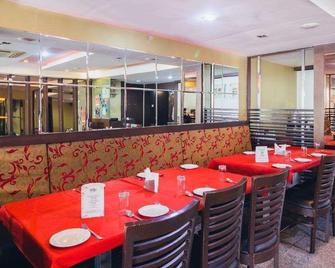Oriva Vinflora Residency - Nr LV Prasad Hospital Banjara Hills - Hyderabad - Restaurant