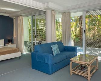 Santa Anne By The Sea - Broadbeach - Salon