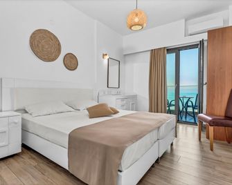 Sunset Beach Hotel - Kokkini Hani