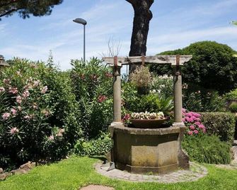 Hotel La Locanda Dei Ciocca - Grottaferrata - Outdoor view