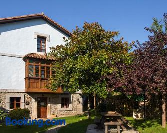 La Vega de Pendueles - Pendueles - Edificio