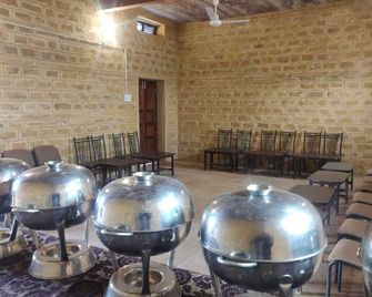 Pansari Resorts - Khuri - Restaurante