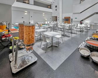 City Express by Marriott Ciudad de México La Villa - Meksiko - Restoran