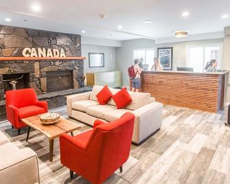 Basecamp Lodge I King Suite Room - Canmore - Lobby
