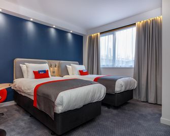Holiday Inn Express Wigan By IHG - Wigan - Camera da letto