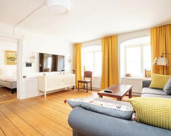 Apartdirect Gamla Stan II - Stockholm - Phòng khách