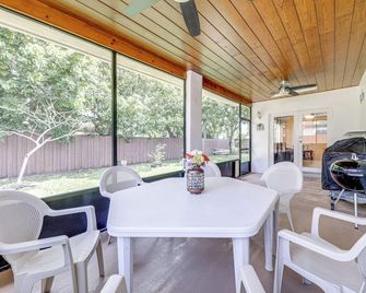 4 Mi to Hard Rock Stadium: Miramar Home w/ BBQ! - Miramar - Dining room